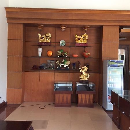 Ngoc Mai Hotel Ha Long Esterno foto